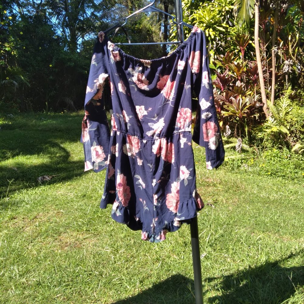 E&M Off Shoulder Drawstring Ruffle Floral Romper - Picture 4 of 10